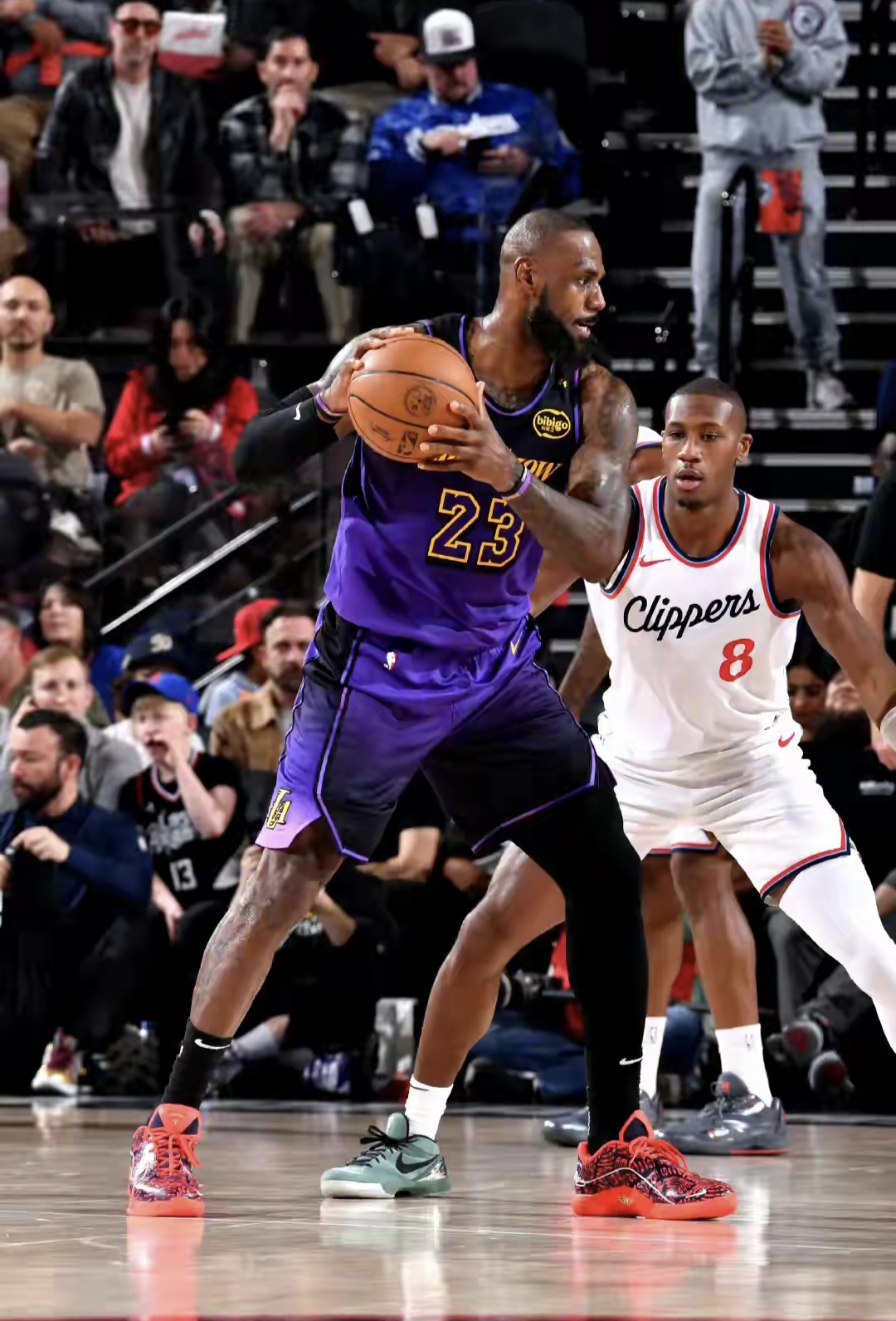 ng28里程碑夜洛杉矶快船外线爆发，意大利杯清晨刷纪录，管理层满意，资深球员宣示担当的简单介绍