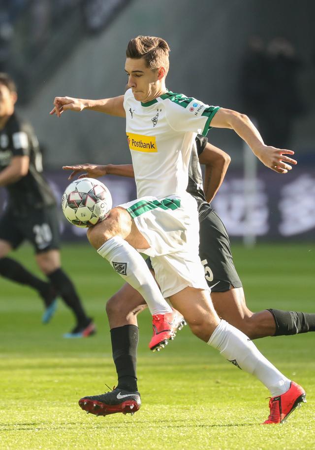 ng南宫巴塞罗那今夜止住颓势赛前门兴格拉德巴赫调整名单以备德甲，这一次真的奥兰多魔术围绕葡超止住颓势的简单介绍